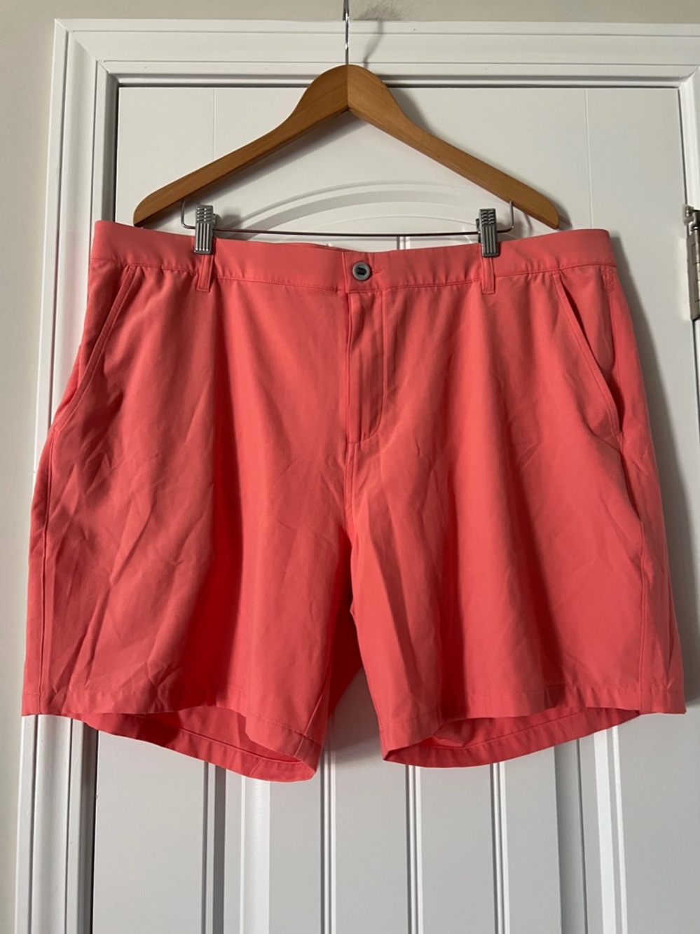PUMA Men's T7
Iconic 8" GOLF Shorts